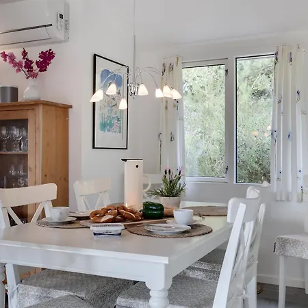 Poul - 100m From The Sea By Interhome Сasa de vacaciones