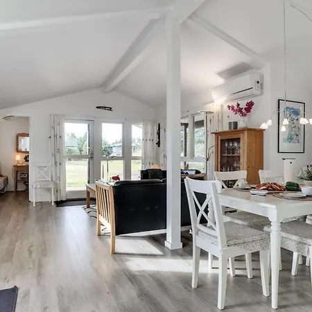 Poul - 100m From The Sea By Interhome Сasa de vacaciones